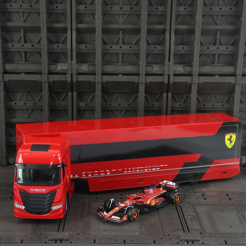 Car Accessories Toy - Bburago 1:43 Simulated Ferrari F1 team